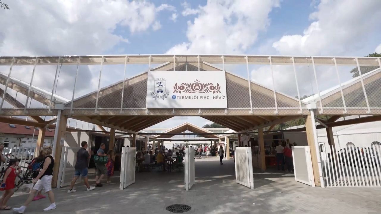 The renovated Hévíz market evolves into a community space