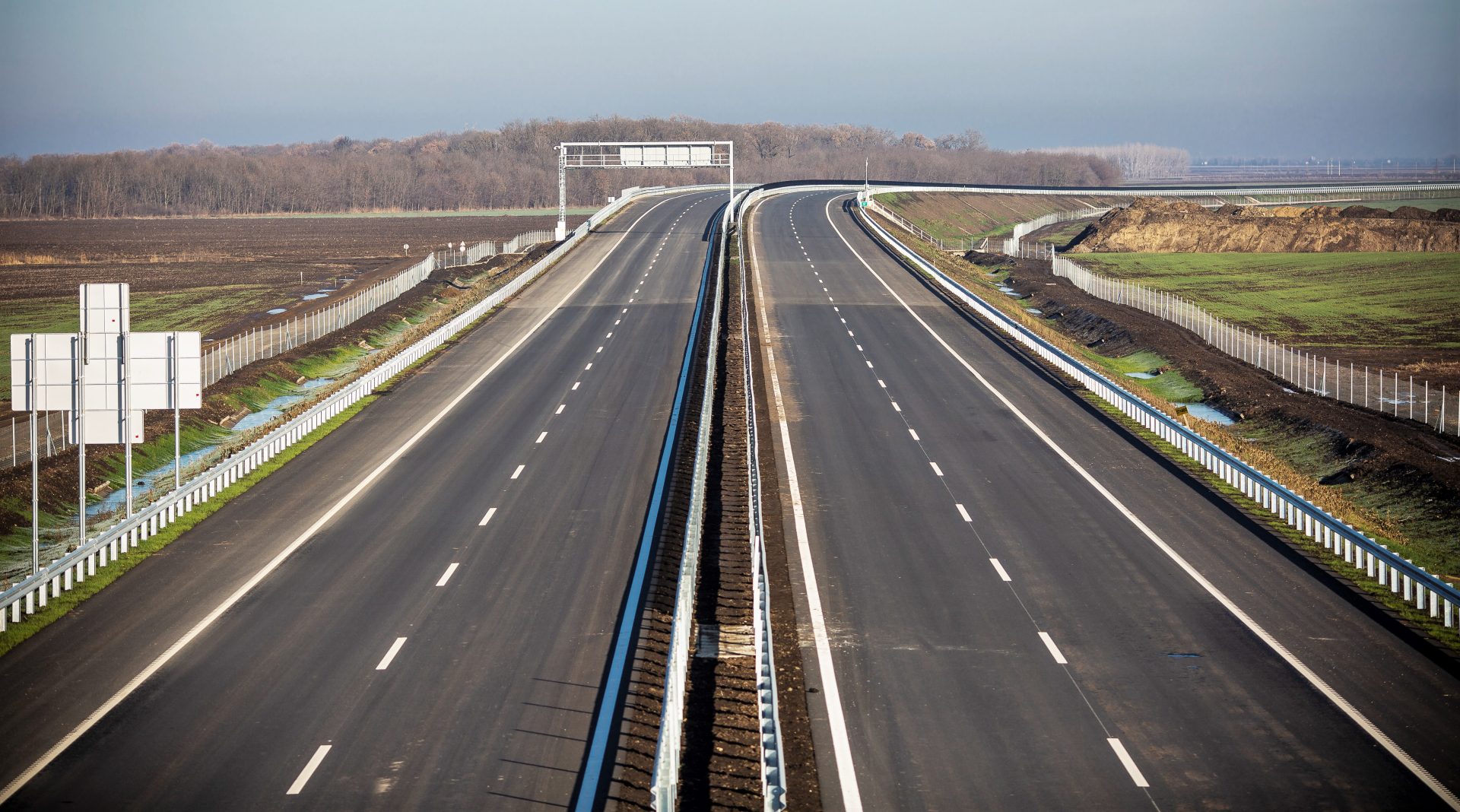 On wide roads in Hajdúság