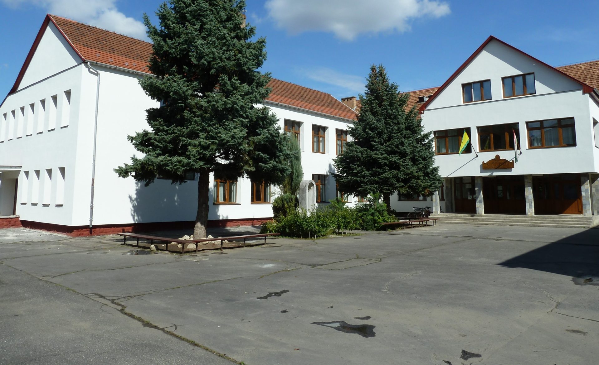 Korszerű iskola, fenntartható jövő – energetikai fejlesztések Ózdon és Felsőzsolcán