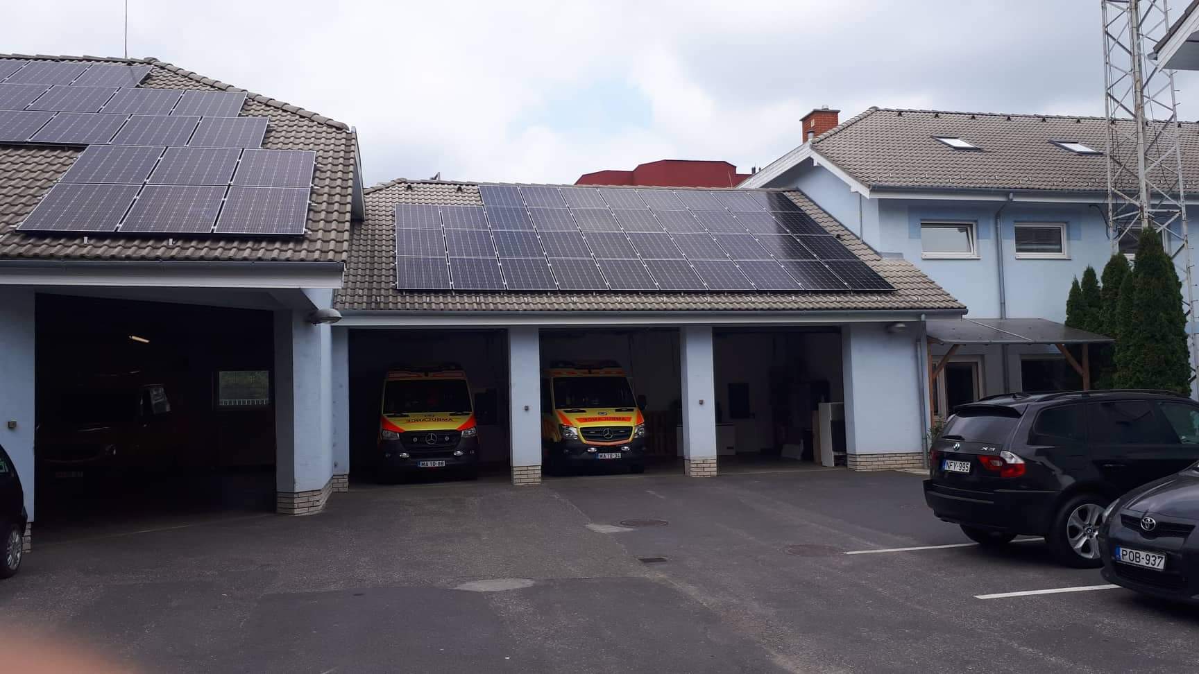 Megújuló energiával a mentés szolgálatában – napelemes fejlesztések az Országos Mentőszolgálatnál