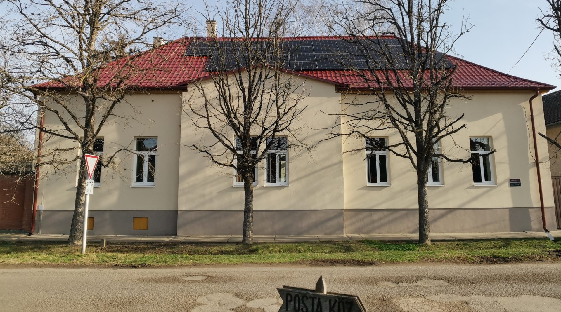 Modern, fenntartható és mindenki számára elérhető könyvtár Tiszakürtön