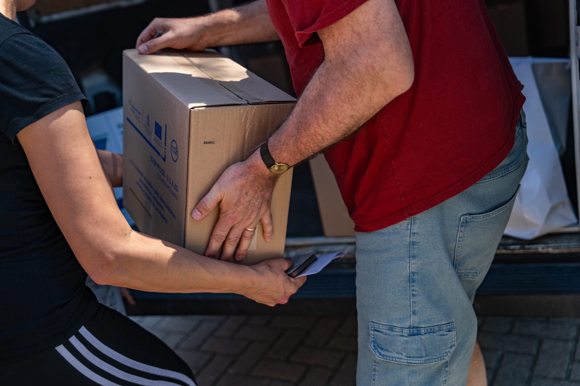 Support packages providing essential help to reach hundreds of thousands of people in need