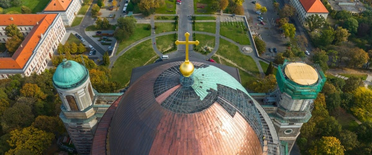 Szent_istván_tér_rámpa