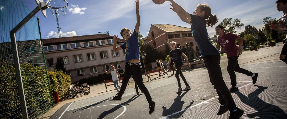 TOP-7.1.1-16-H-ERFA-2019-00099Hajduboszormeny-varoskozpontjaban-Streetball-palya-kialakitasa2