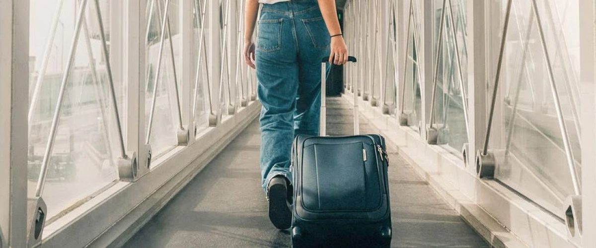 search-result-banner_cabin-luggage-finder-without-button-2024